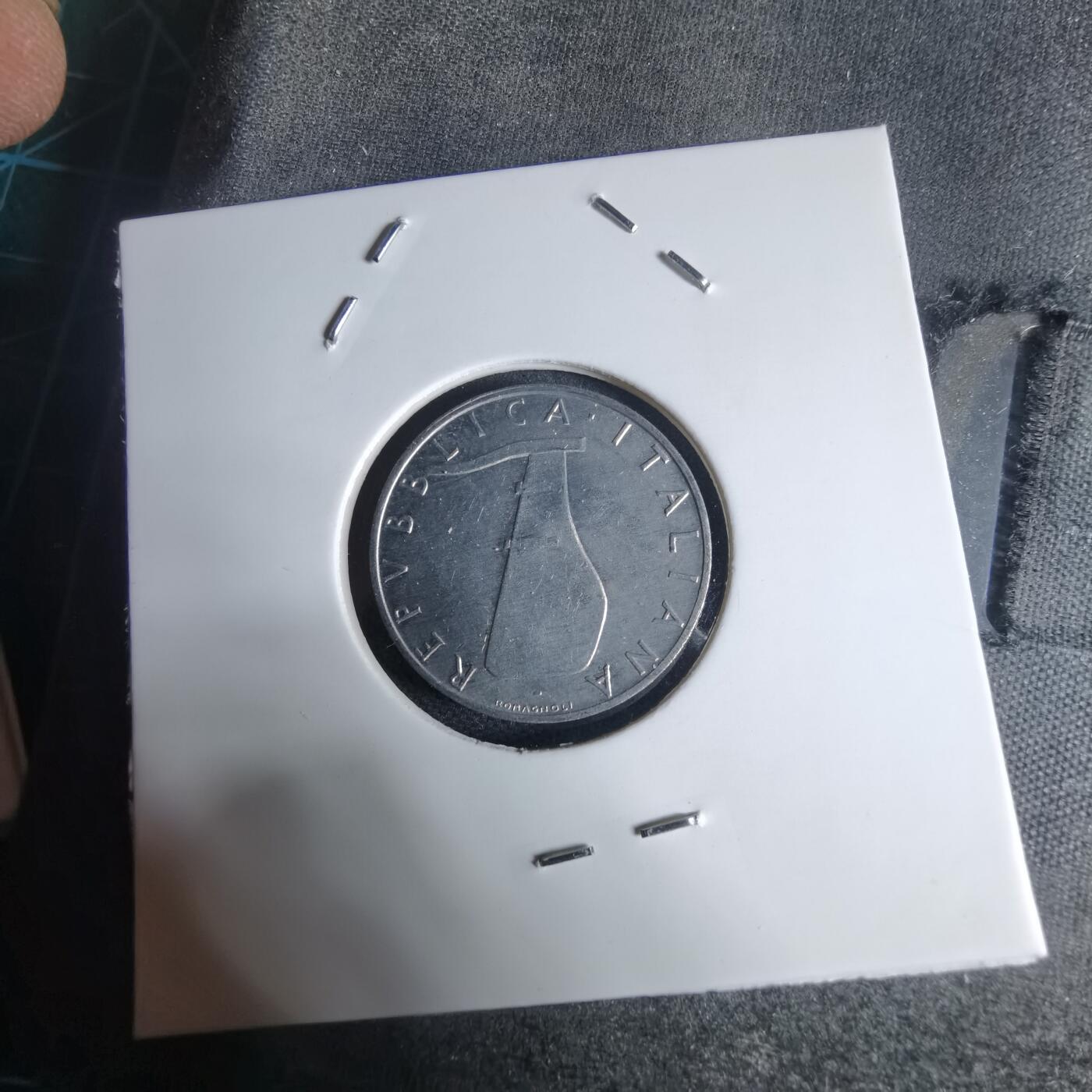 沼泽如烟--第941场 意大利1988年5里拉