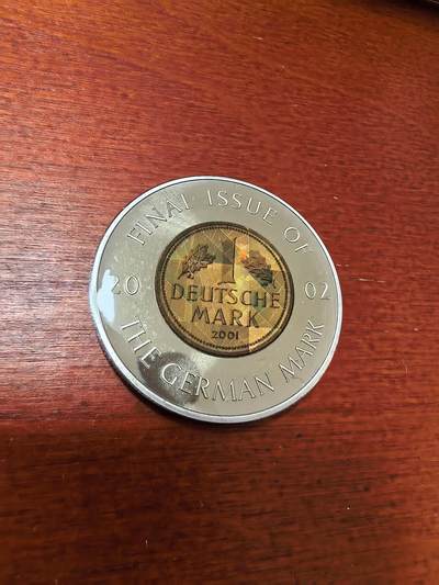 长老汇蛇年精选第八十四场拍卖 - 2002民主刚果5法郎世界末版货币之德国2001年1马克多彩铜镍币，24.3克，38.5MM
