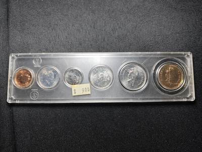 KK钱币收藏小铺 《套币 好品/批量散币专场》  2月预留时间 周末发货 -  1995加拿大大小面值清年一套