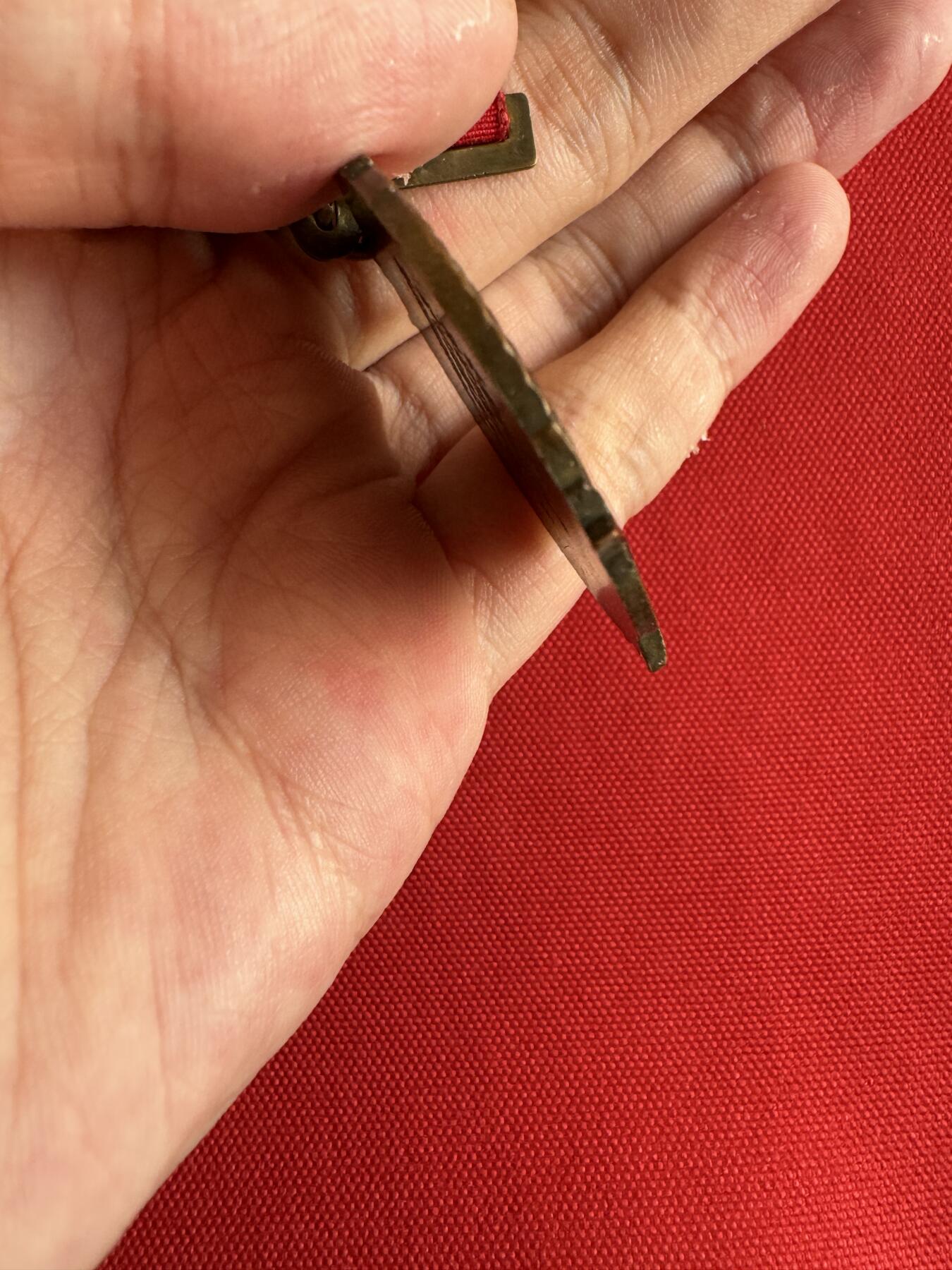 五哥徽章群   20号周六晚上八点4群联拍