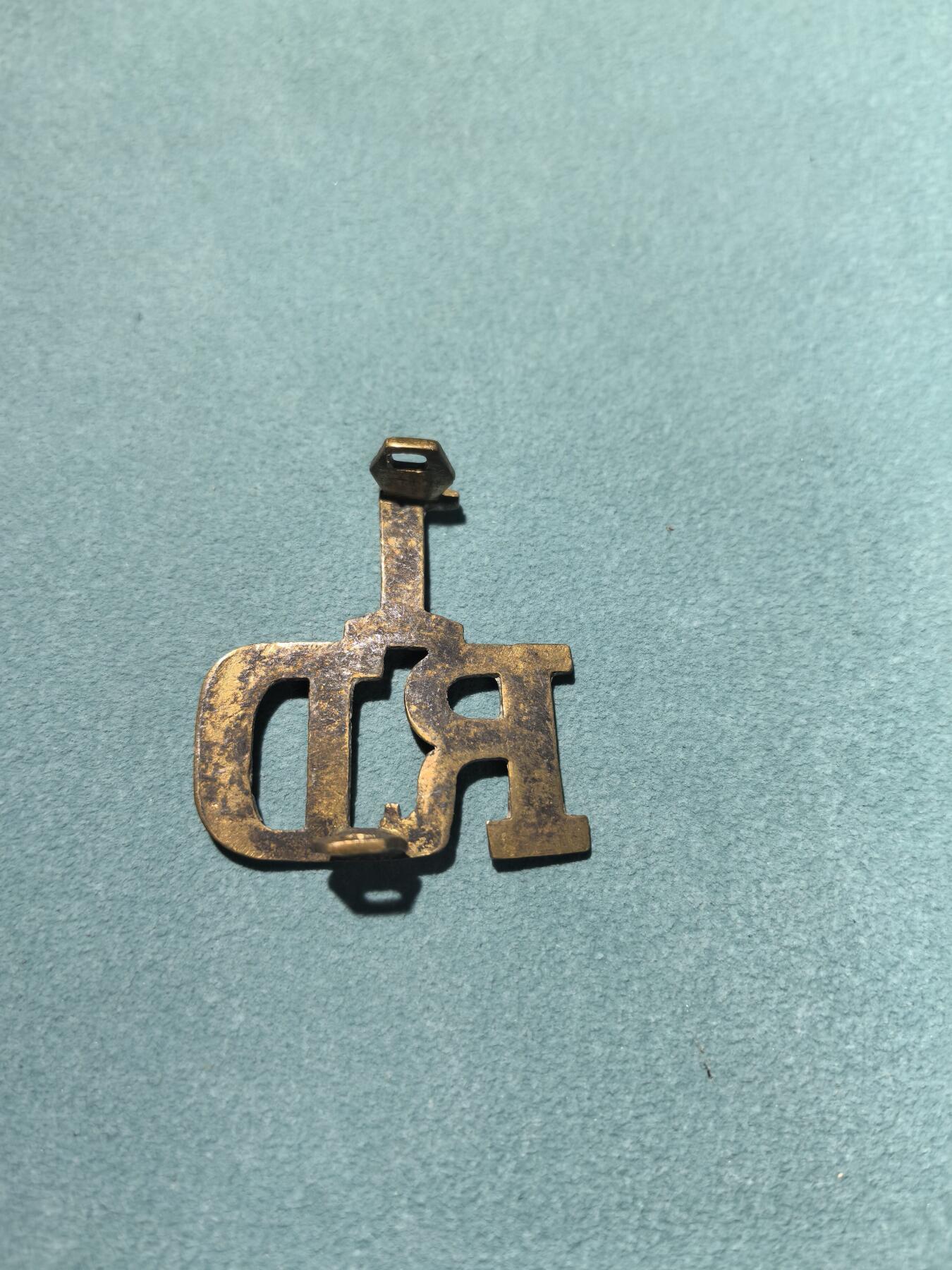 盛世勋华——号角文化勋章邮票专场拍卖第294期 英国第1皇家龙骑兵团肩章徽章 二战时期 铜质