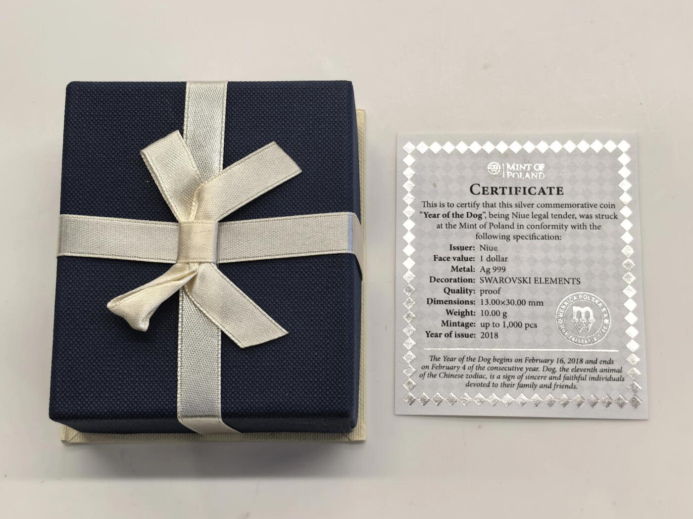 博洋堂世界钱币拍卖第153期（全场包邮） 纽埃2018年1元精制银币 狗年(吊坠） 10克999银 发行量：最多1千 盒证全