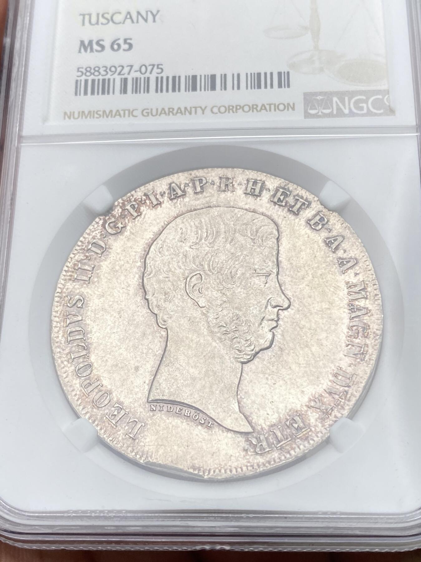 万国钱币拍卖第058期（万国新年大拍） NGC MS65 1846年意大利托斯卡纳利奥波德二世4菲奥里尼大银 醇厚欧陆淡金彩 光泽在底板上展开如丝绸般顺滑 极其罕见的BU级收藏品质 NGC冠军分