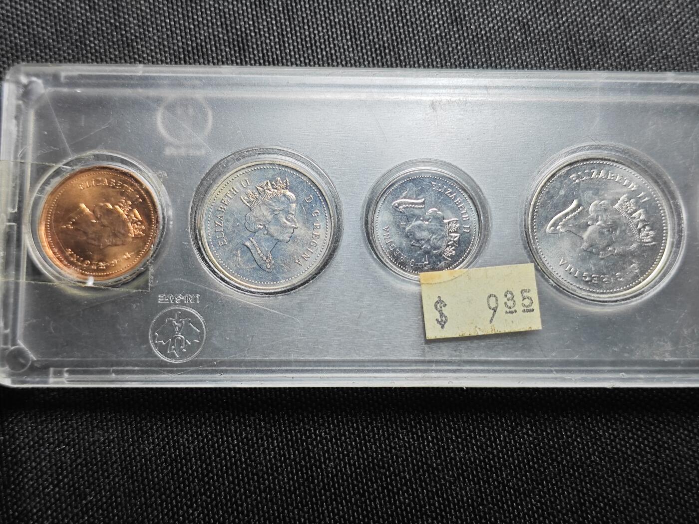 KK钱币收藏小铺 《套币 好品/批量散币专场》  2月预留时间 周末发货  1995加拿大大小面值清年一套