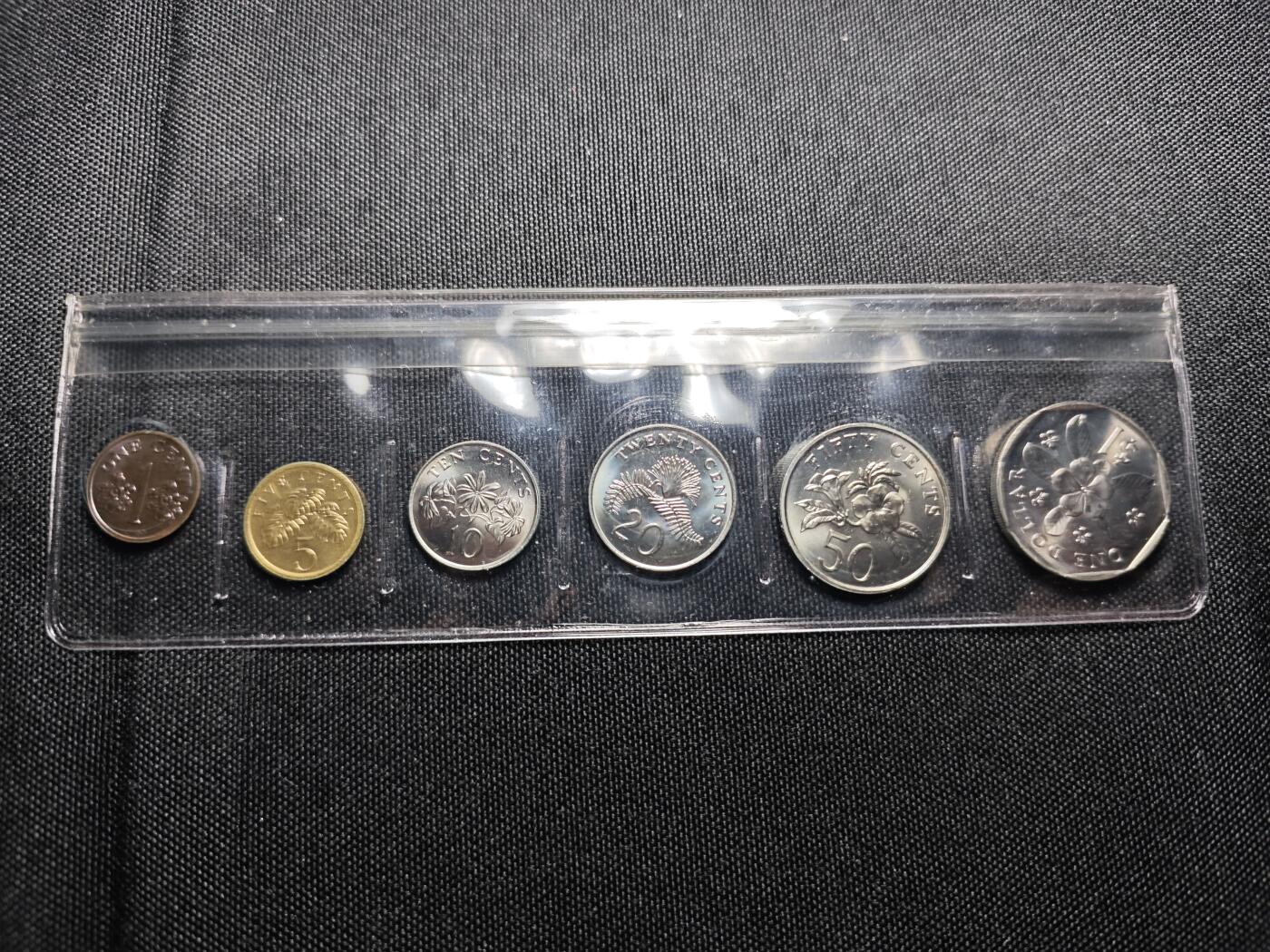 KK钱币收藏小铺 《套币 好品/批量散币专场》  2月预留时间 周末发货  1986新加坡生肖主题虎 大小面值清年一套 含少见1元