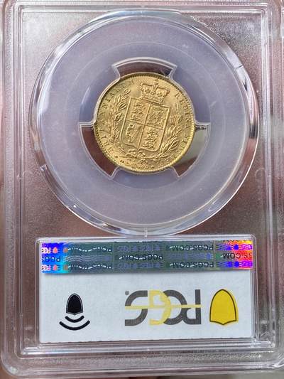 万国钱币拍卖第058期（万国新年大拍） PCGS MS64 1871英国本土维多利亚青年头像盾徽索维林金币 高分越来越贵的品种 强烈的黄金转光和深峻的打制呈现出了这枚近BU质感索维林金币 顶级收藏品质 7.99g 917金