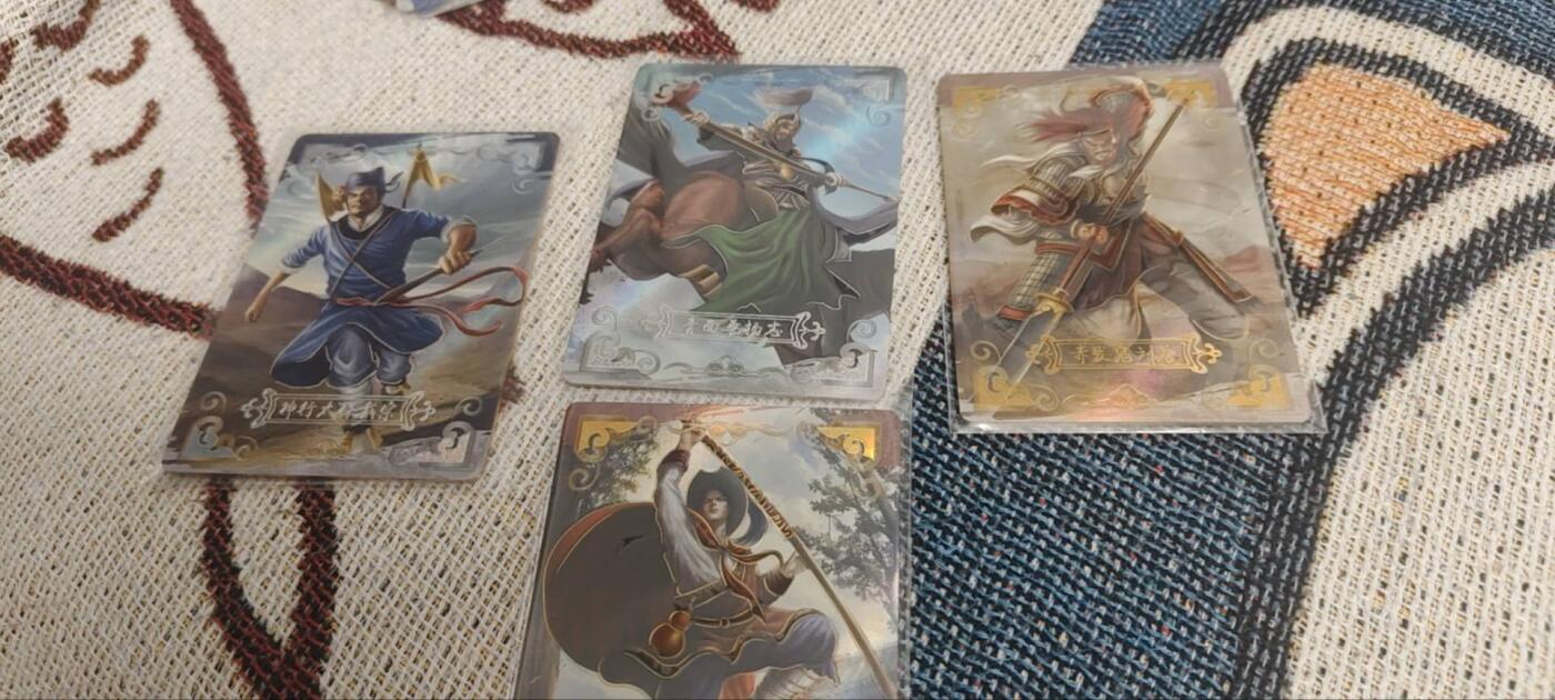 秋原瞳的小店第三十期（卡游三国凑套必备，众多大卡位，总有一个适合你）