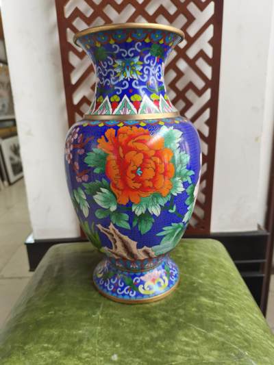 海外回流精品拍卖12.28 - 日本回流民国时期景泰蓝大花瓶 