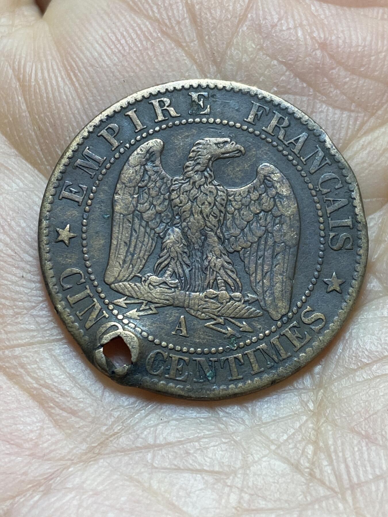 2025年第一百三十八场(总第一百六十四场）外国好品散币场(免佣金) 穿孔–法兰西第二帝国1862年5生丁(拿破仑三世第二版，A标巴黎造)