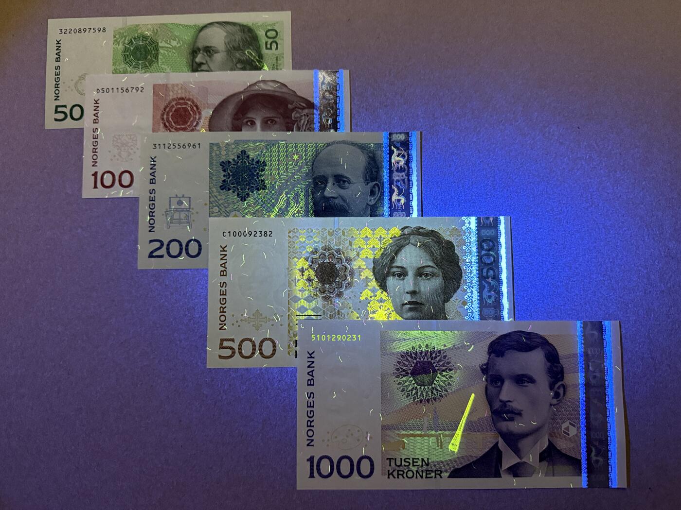 《艾美收藏》第225期-12.15周日外币精选场