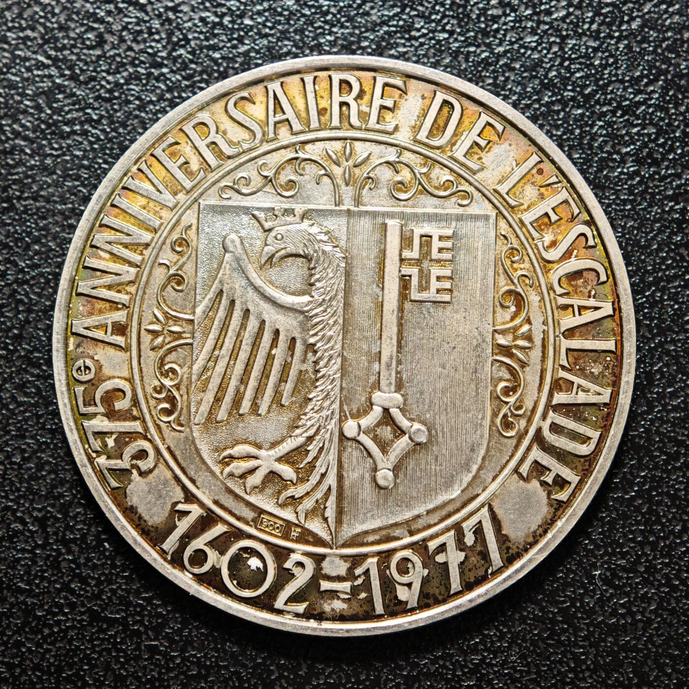 【德藏】世界币章拍卖第158期（拍品征集中~欢迎藏友联系） 1977年 瑞士日内瓦登城节775周年纪念银章 纪念1602年日内瓦击退萨伏依公国入侵的登城事件 直径约：33.2mm；重约：15g