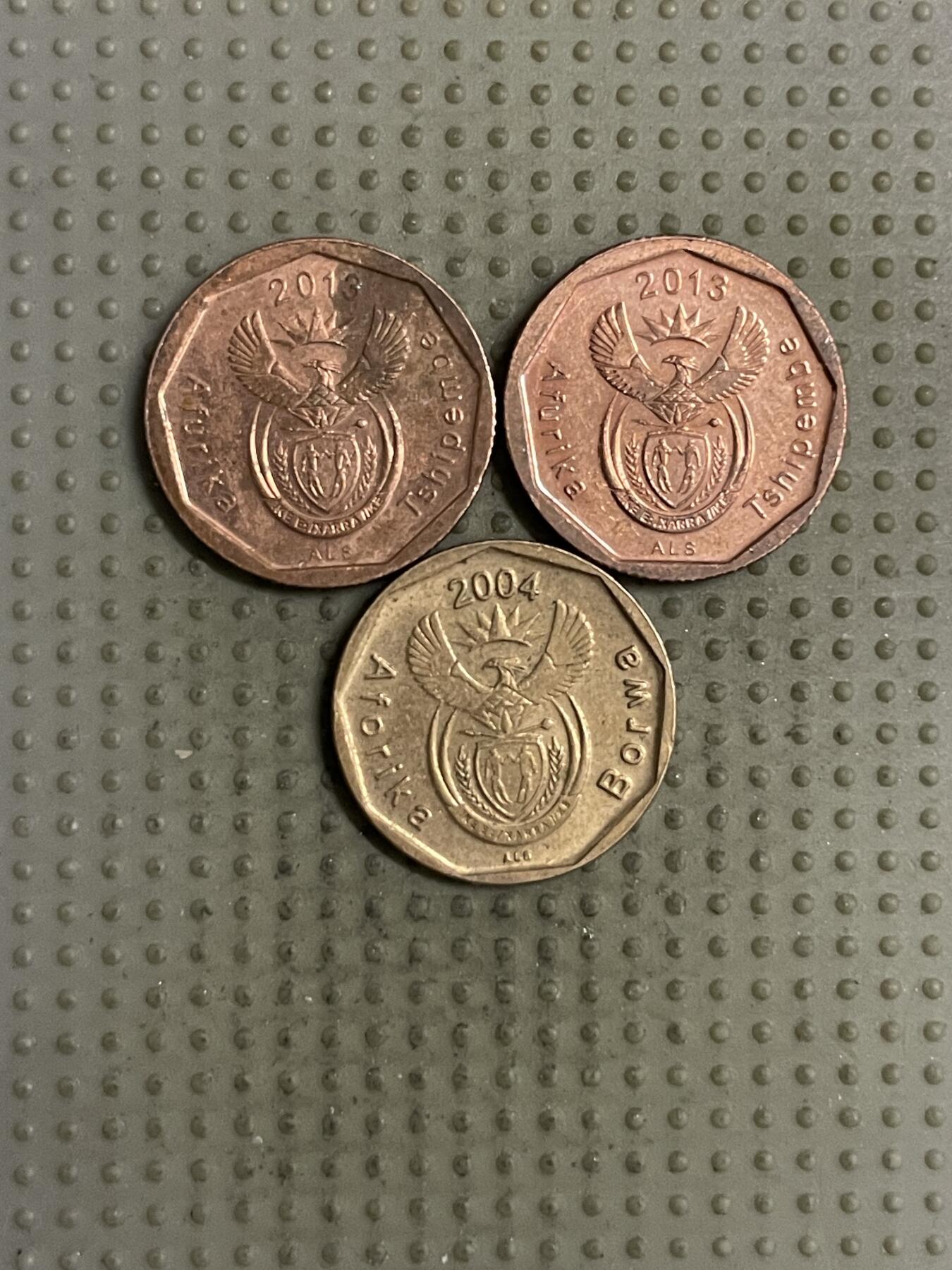 2025年第142场各国散币拍卖（总第142场） 南非10分3枚