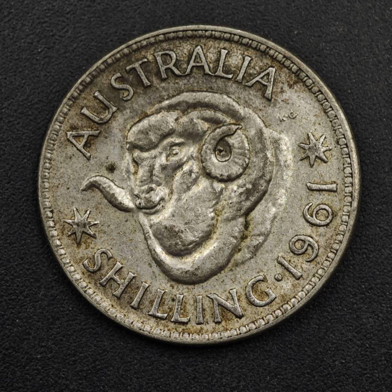 【淘币小摊】实时拍第八百三十三拍   散币场   满百包邮可预留二周 每周一统一发货   澳大利亚1961年伊丽莎白二世1先令银币