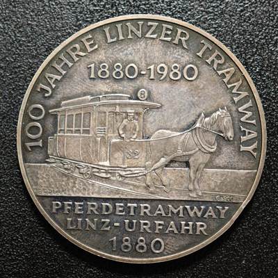 【德藏】世界币章拍卖第158期（拍品征集中~欢迎藏友联系） - 1980年 奥地利林茨有轨电车运营百年纪念银章 由奥地利造币机构铸造，用以纪念林茨-乌尔法尔马拉有轨电车1880年开通至1980年的百年发展历程 深彩包浆直径约：40mm；重约：27.6g