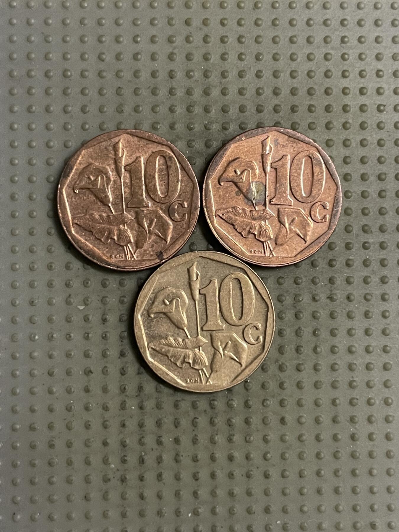 2025年第142场各国散币拍卖（总第142场） 南非10分3枚