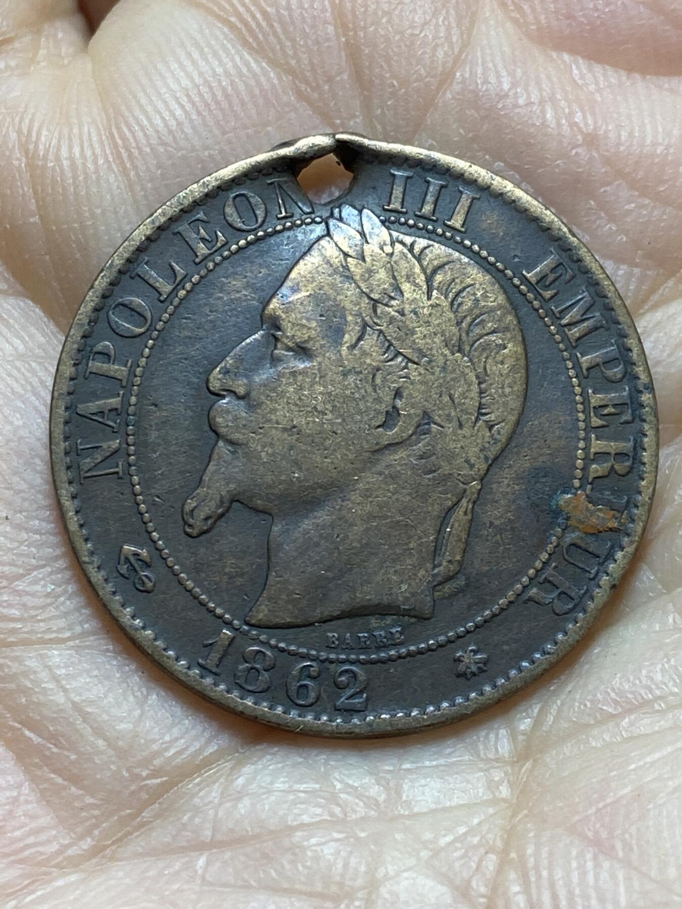 2025年第一百三十八场(总第一百六十四场）外国好品散币场(免佣金) 穿孔–法兰西第二帝国1862年5生丁(拿破仑三世第二版，A标巴黎造)