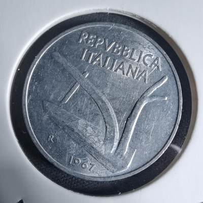 沼泽如烟--第941场 - 意大利1967年10里拉