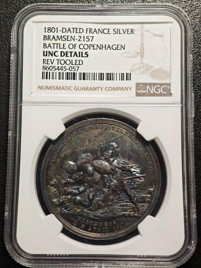 【德藏】世界币章拍卖第158期（拍品征集中~欢迎藏友联系） - 1801年 丹麦哥本哈根战役胜利纪念银章 名家Loos设计，以纪念1801年4月2日丹麦在哥本哈根海战中击退英国舰队的历史事件 1801年哥本哈根海战是拿破仑战争期间的重要海战，英国舰队为阻止丹麦加入反英同盟进攻哥本哈根，丹麦海军奋起抵抗并击退英军攻势，这一战役成为丹麦海军史上的经典战例 NGC UNC