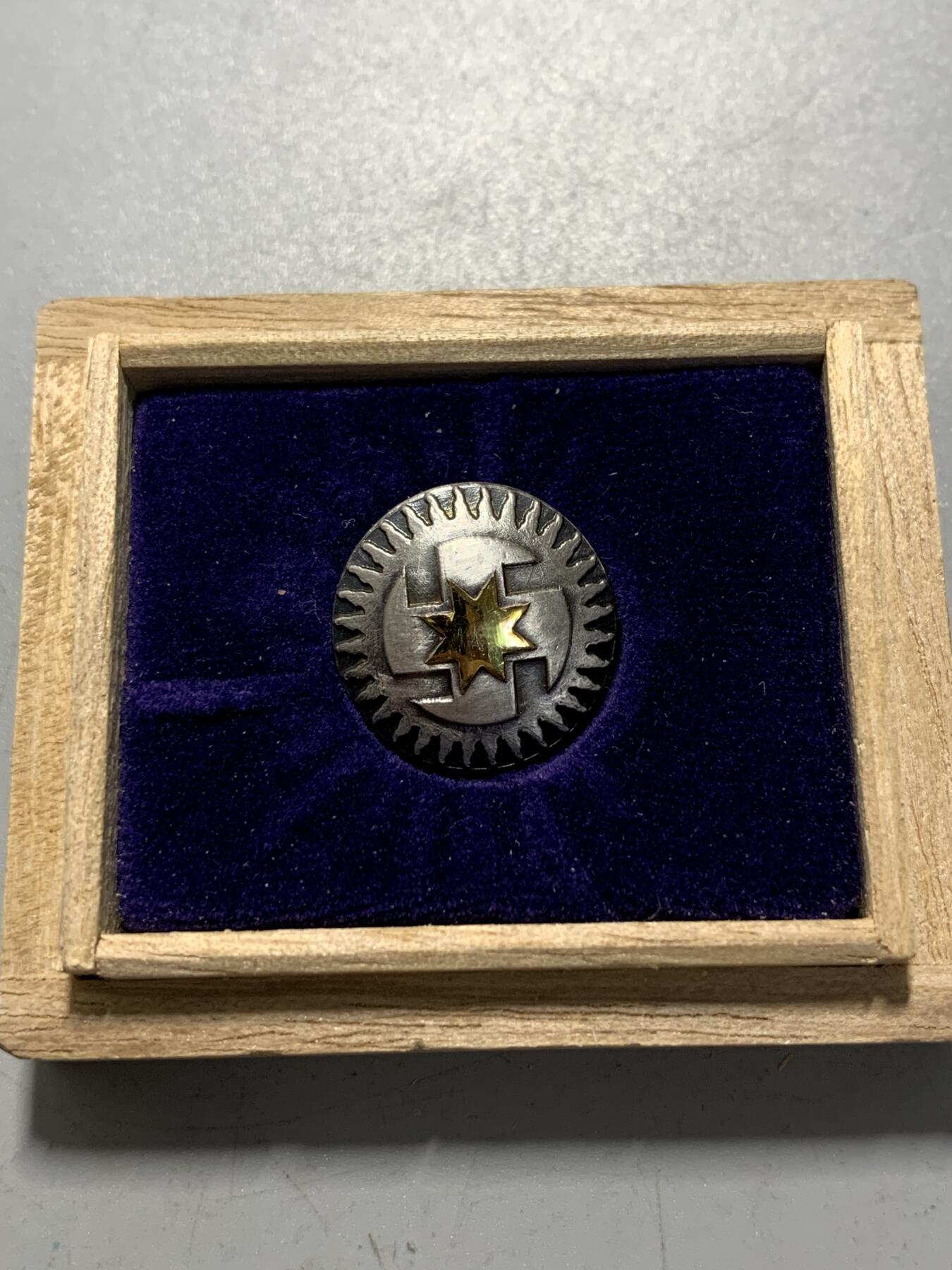 远东徽章小铺12月21日周日晚上9点结束