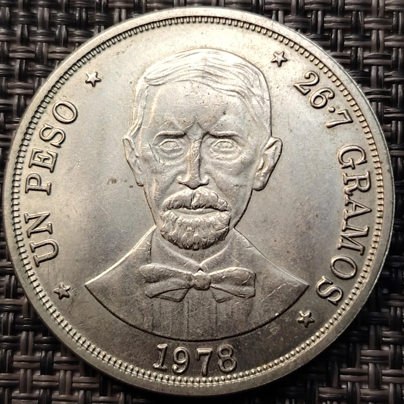 布加迪🐬～世界钱币(上海)🌾第 267 期 /  各国套币和散币