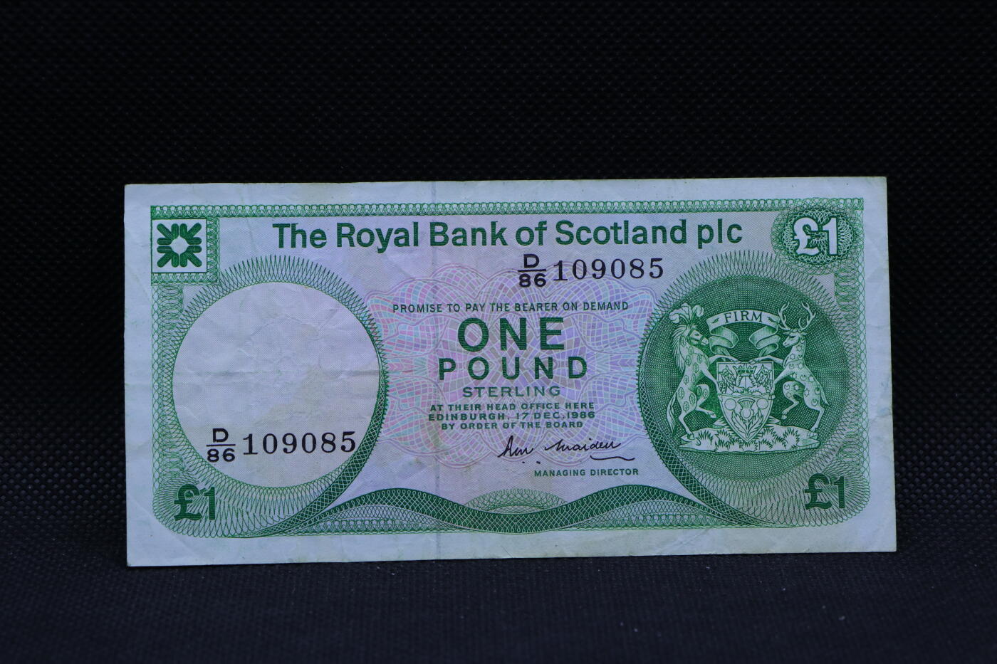 【淘币小摊】限时拍第八百三十四拍  纸币场  满百包邮可预留两周  周一统一发货   英国苏格兰银行1986年1镑纸币【有折】