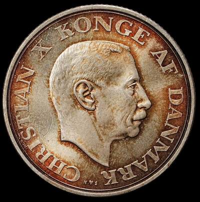 修遠堂世界钱币第九十八期 - 1937年丹麦国王登基25周年纪念2克朗银币 15g，含银80%