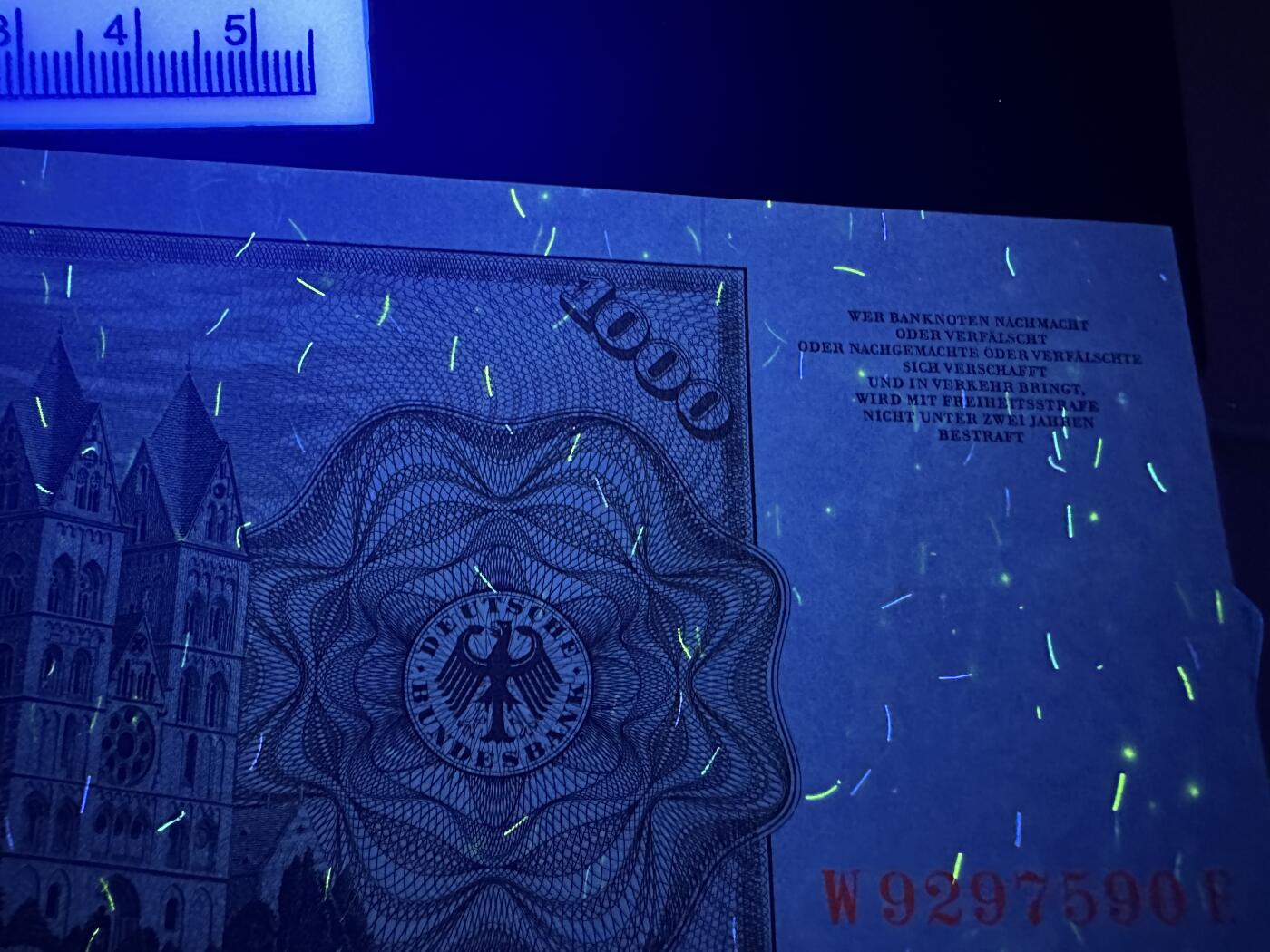 《外钞收藏家》第五百九十五期（优品场）（本平台长期征集拍品、欢迎藏友们联系合作）