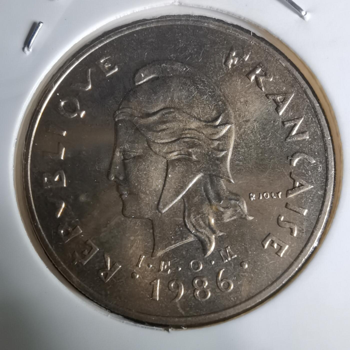 沼泽如烟--第941场 法属波利尼西亚1986年100法郎