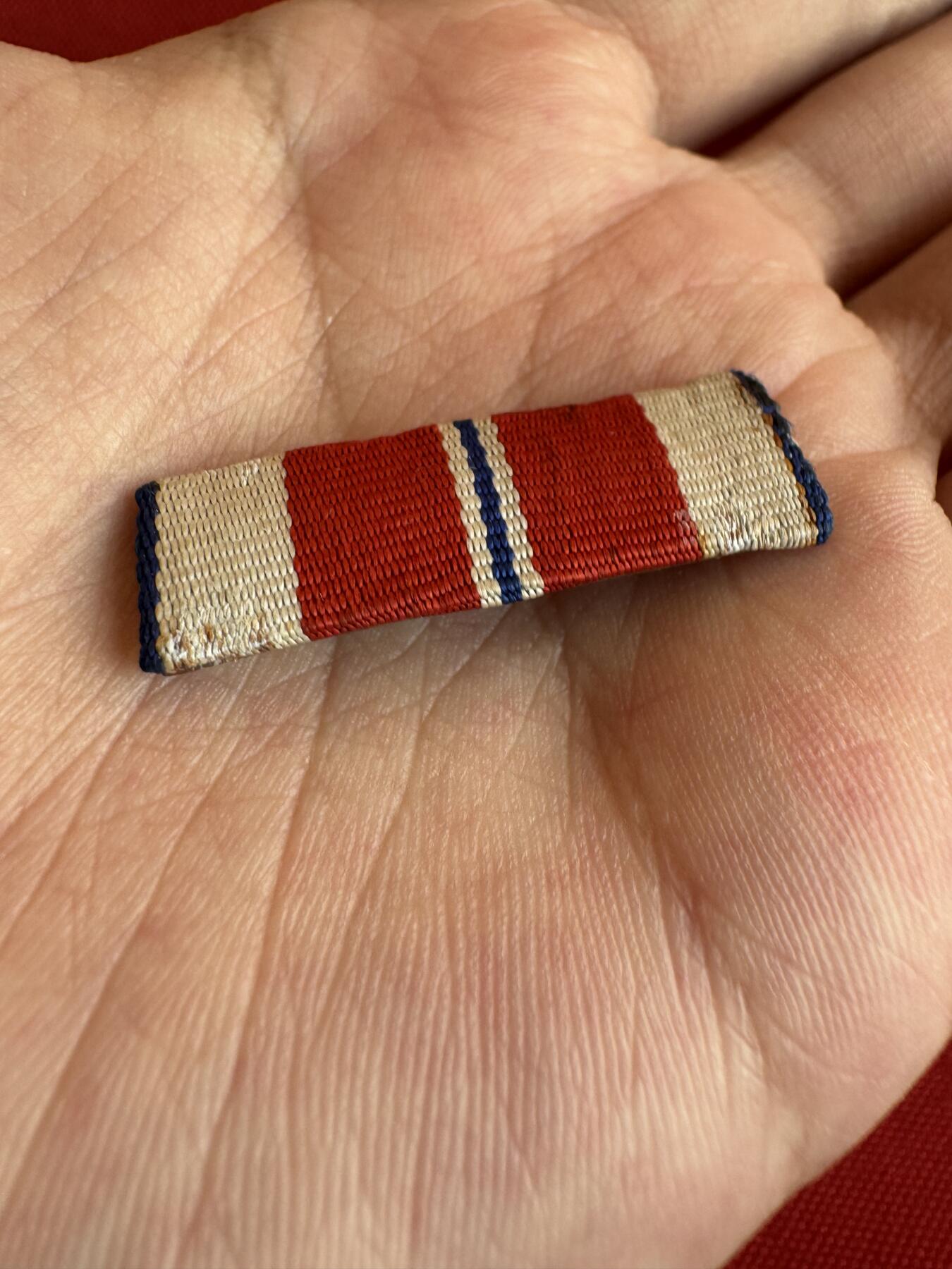 五哥徽章群   20号周六晚上八点4群联拍