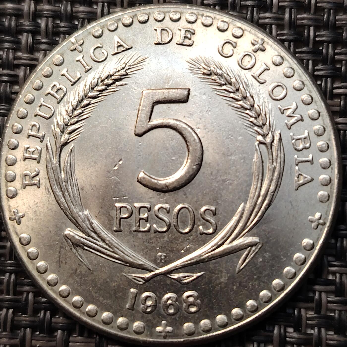 布加迪🐬～世界钱币(上海)🌾第 267 期 /  各国套币和散币