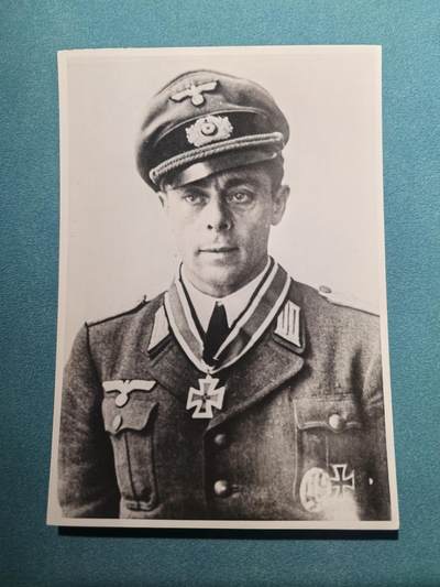 盛世勋华——号角文化勋章邮票专场拍卖第294期 - 德国（1939）骑士十字勋章获得者照片 上校海因里希·冯·贝尔 佩戴骑士十字勋章/一级铁十字勋章/普通突击奖章等