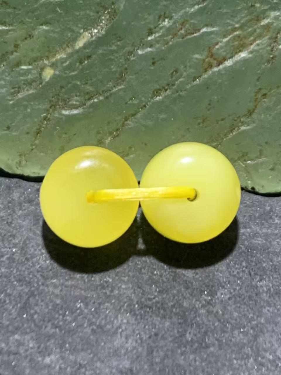 天然俄料原矿蜜蜡小尺寸老形桶珠腰珠两颗