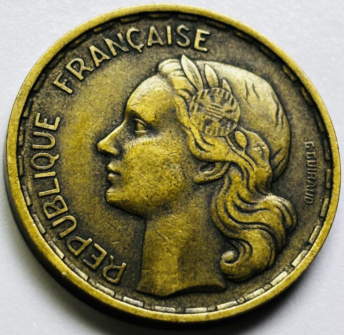 文馨钱币收藏第 286 场，圣诞节专场【 长期接收代拍品低至 0 佣金】 铜光美品 1951 年法兰西第四共和国 第一版本 50 法郎大铜币