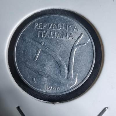 沼泽如烟--第941场 - 意大利1966年10里拉