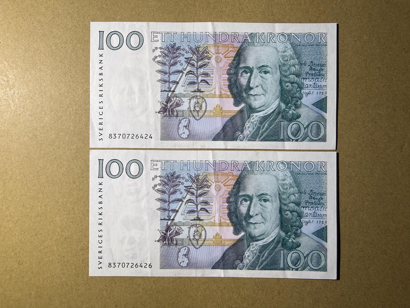 《艾美收藏》第225期-12.15周日外币精选场 瑞典100克朗2张 AU 1998年 初版林奈