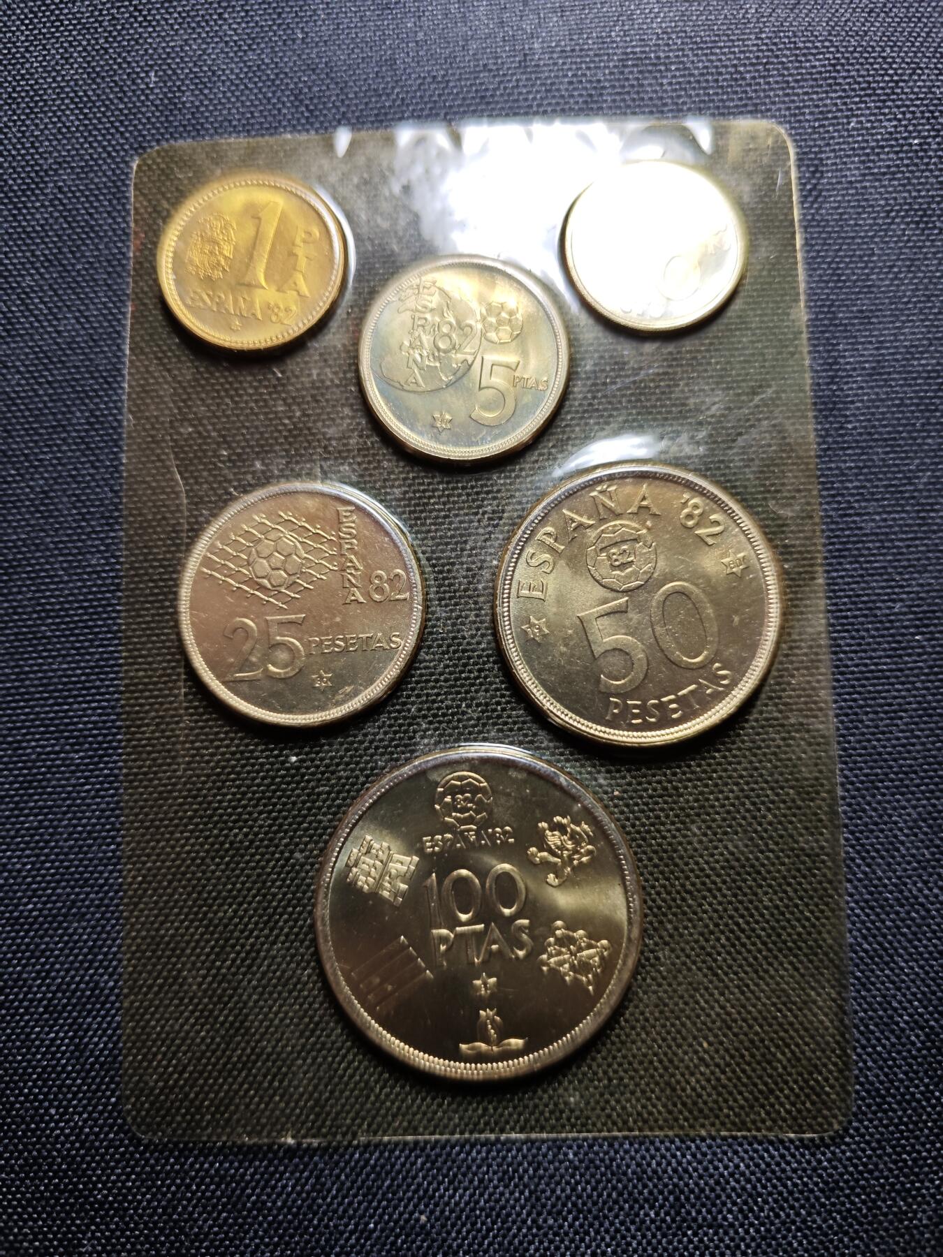 KK钱币收藏小铺 《套币 好品/批量散币专场》  2月预留时间 周末发货  1980西班牙大小面值清年一套 世界杯纪念