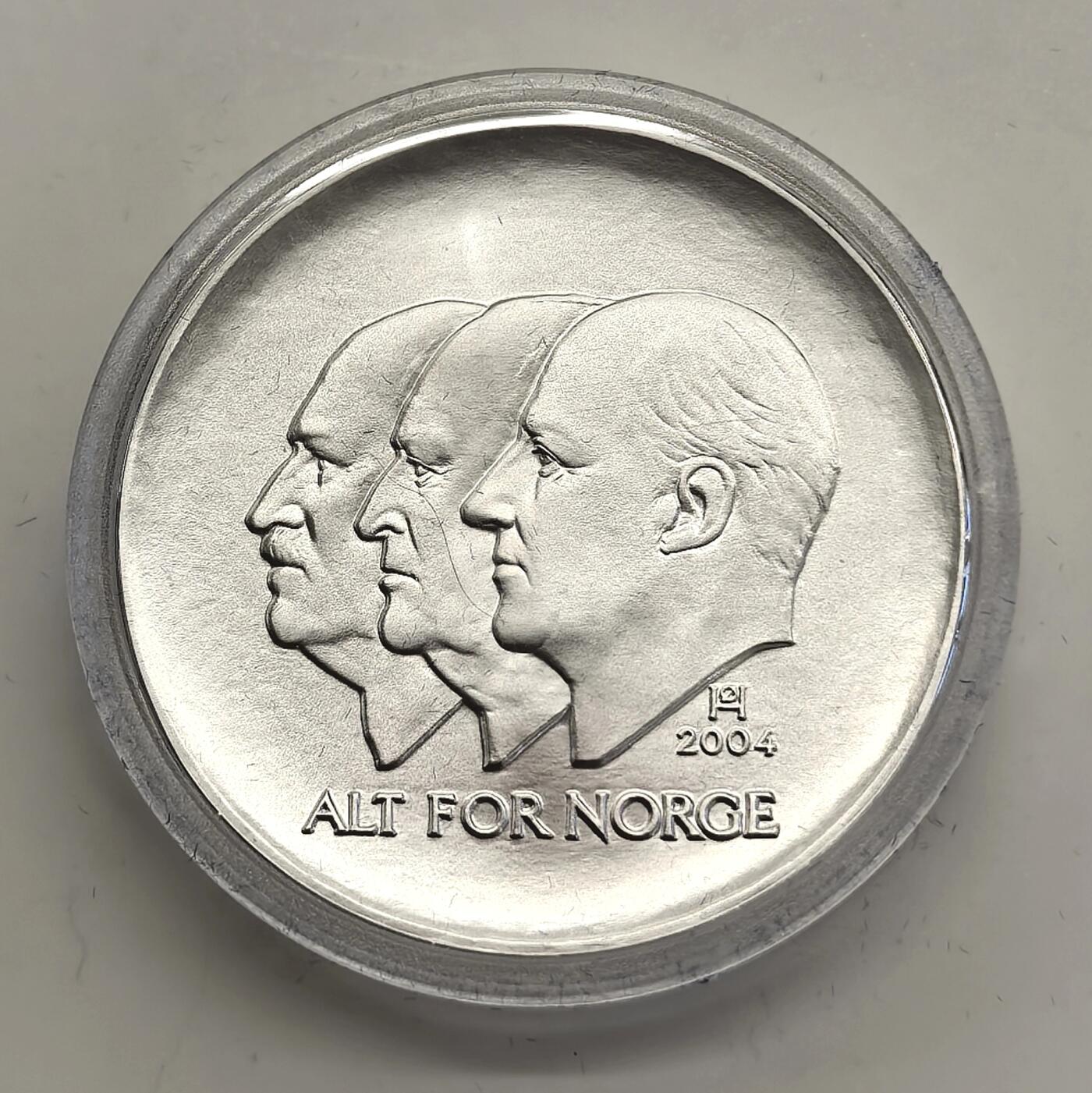 博洋堂世界钱币拍卖第153期（全场包邮） 挪威2005年100克朗精制银币 挪威瑞典联盟的解体-石油 33.6克925银 发行量：6万5千 盒证全