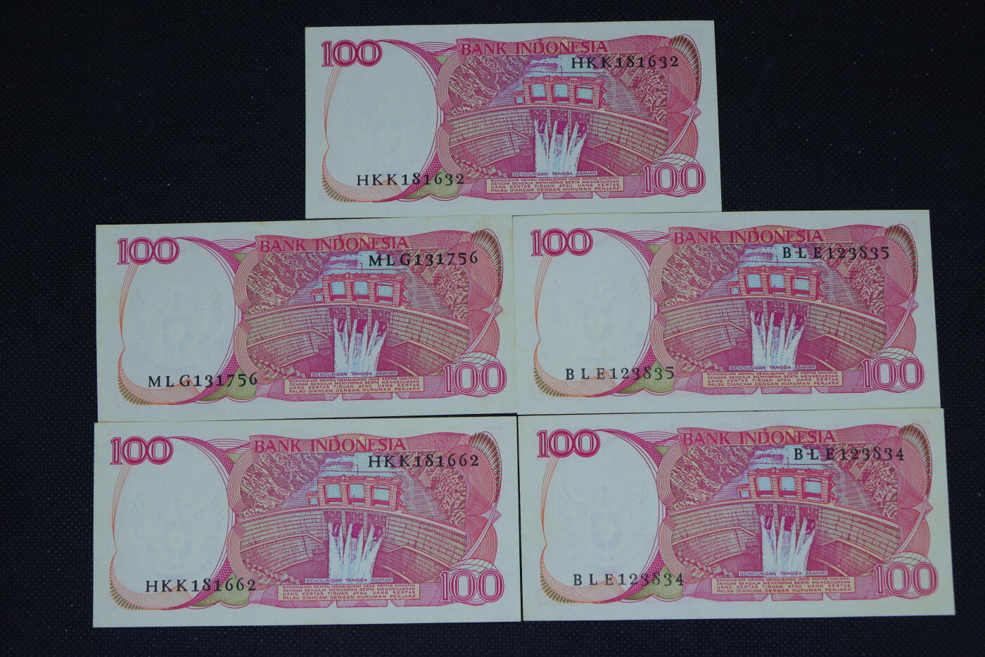 【淘币小摊】限时拍第八百三十四拍  纸币场  满百包邮可预留两周  周一统一发货   印尼100卢比纸币5张