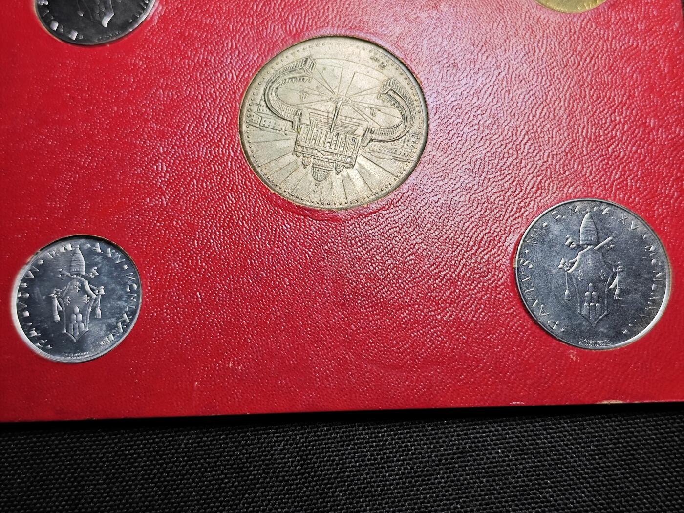 KK钱币收藏小铺 《套币 好品/批量散币专场》  2月预留时间 周末发货  梵蒂冈套币 含镀银章