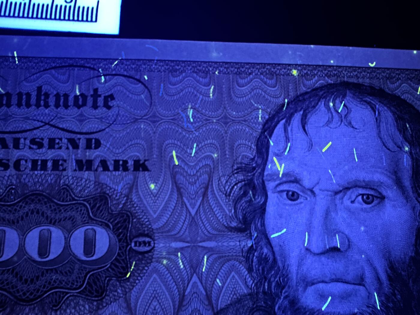 《外钞收藏家》第五百九十五期（优品场）（本平台长期征集拍品、欢迎藏友们联系合作）