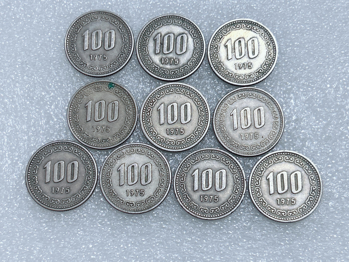 第一海外回流一元起拍收藏 韩国专场  第279期 韩国1975年李舜臣100元 10枚