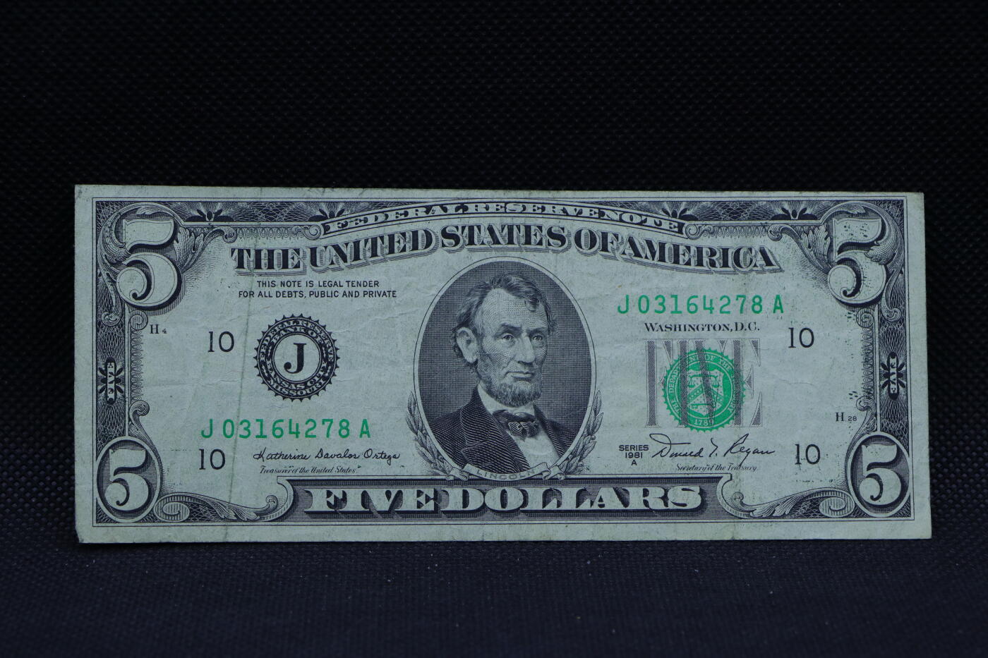 【淘币小摊】限时拍第八百三十四拍  纸币场  满百包邮可预留两周  周一统一发货    美国1981年5元纸币【有折】