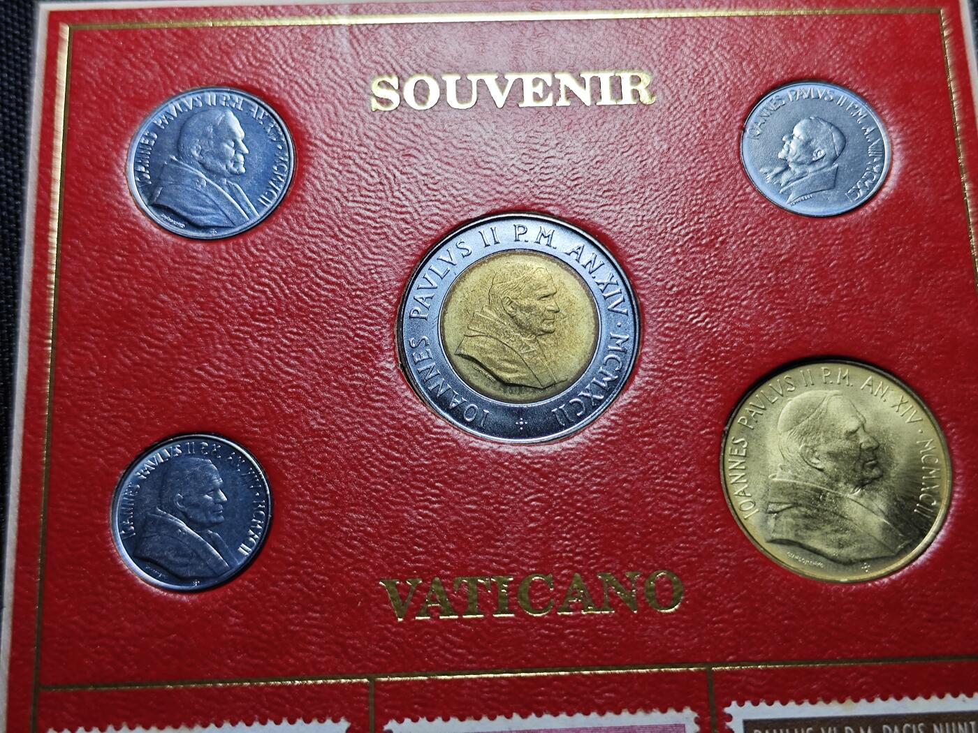 KK钱币收藏小铺 《套币 好品/批量散币专场》  2月预留时间 周末发货  梵蒂冈套币 含双色币