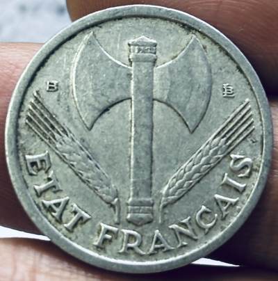 文馨钱币收藏第 286 场，圣诞节专场【 长期接收代拍品低至 0 佣金】 - 极美品 1943 年德占法国维希政府 1 法郎铝币，第二版本只发行 2 年关门年