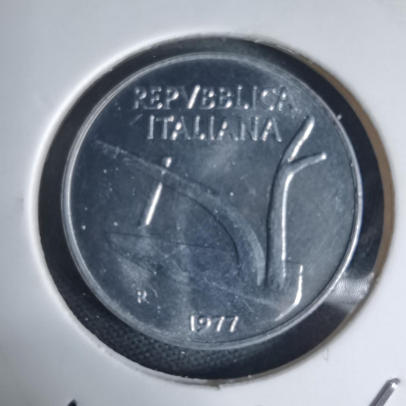 沼泽如烟--第941场 意大利1977年10里拉