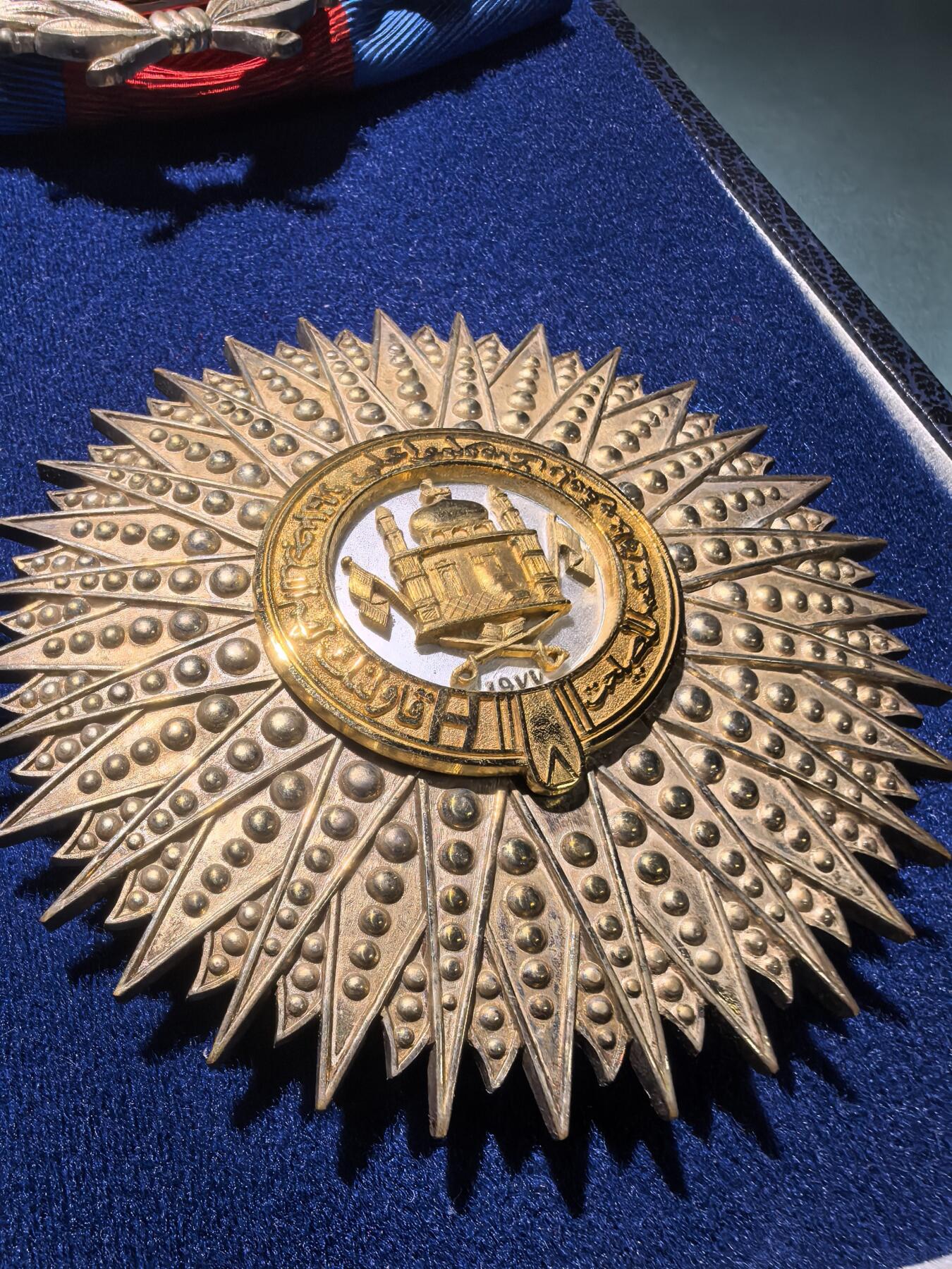 盛世勋华——号角文化勋章邮票专场拍卖第294期 阿富汗王国大十字级星辰勋章 银质 带原盒 极为少见