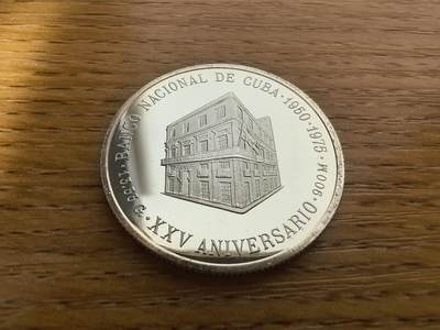 长老汇蛇年精选第八十四场拍卖 - 1975古巴国家银行成立25周年5比索精制银币，首枚5比索银币