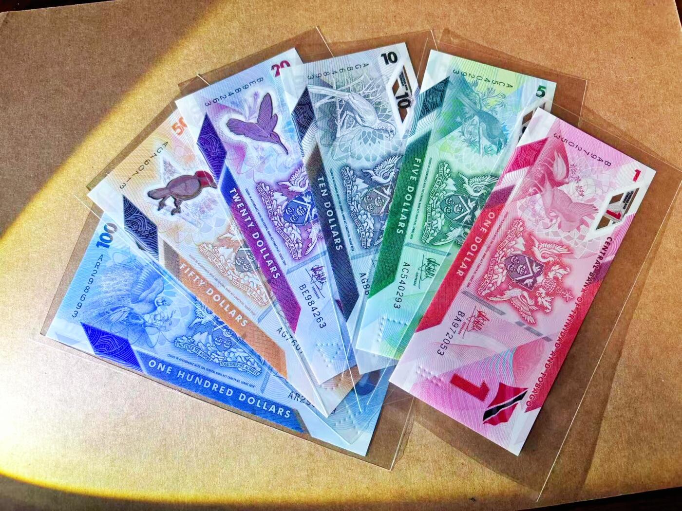 【Blue Auction】世界纸币精拍第765期——18级TOP拍卖/信誉/品质/专业/高效💫 【一组6张 含无47】特立尼达和多巴哥 1-100元 全新UNC