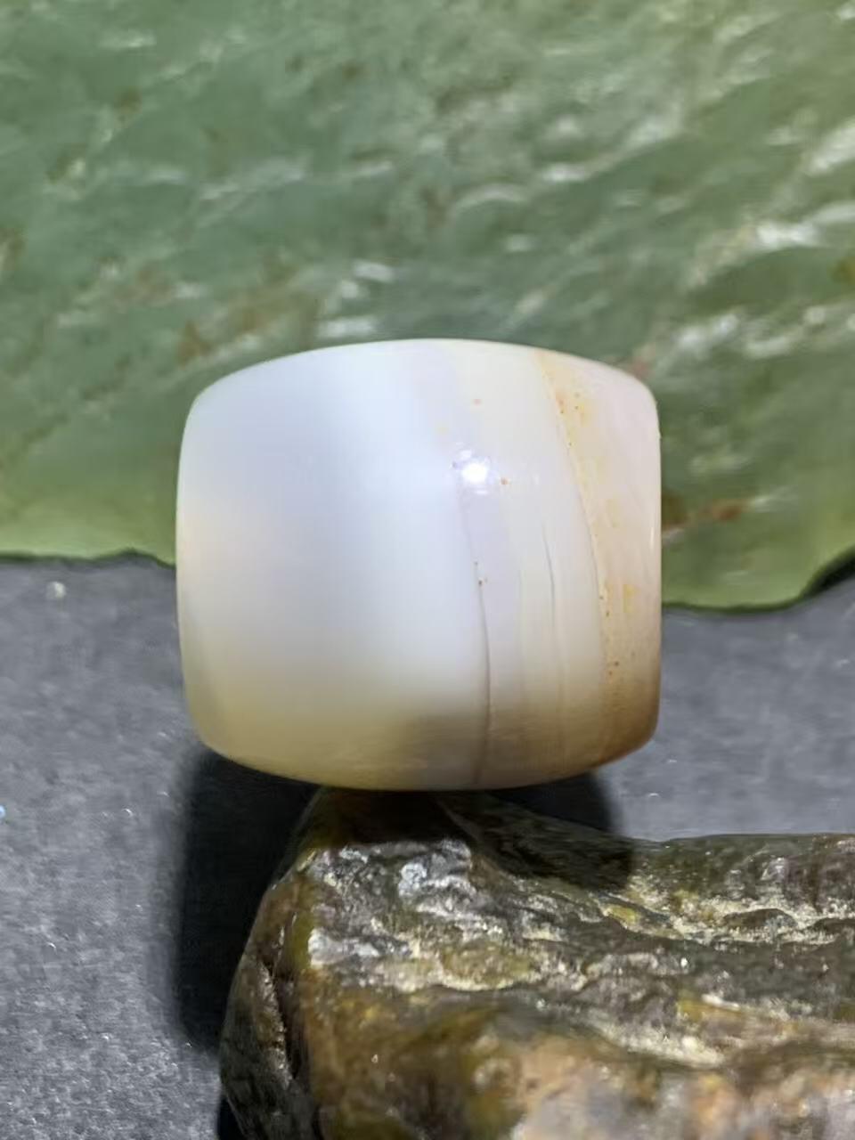 精美高玉化缠丝玛瑙随形佛头三通一套