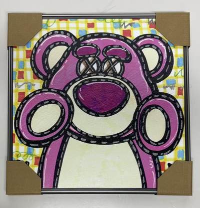 零元拍：OWSON 系列作品装饰肌理画《草莓熊》，相框尺寸35/35CM。因展品出展，镜框可能有轻微划痕，介意勿拍 - 零元拍：OWSON 系列作品装饰肌理画《草莓熊》，相框尺寸35/35CM。因展品出展，镜框可能有轻微划痕，介意勿拍